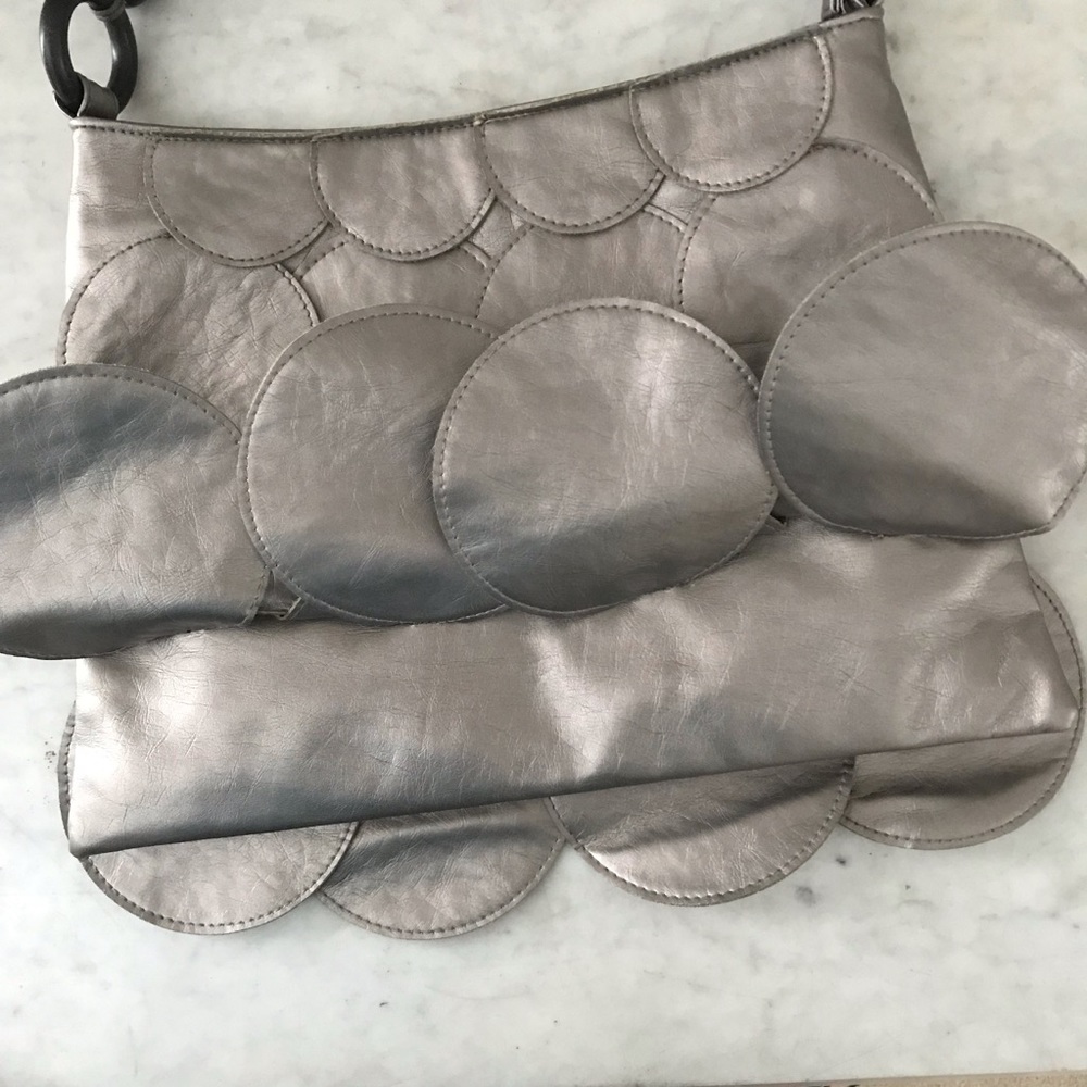 Handbag - Picture 7 of 9